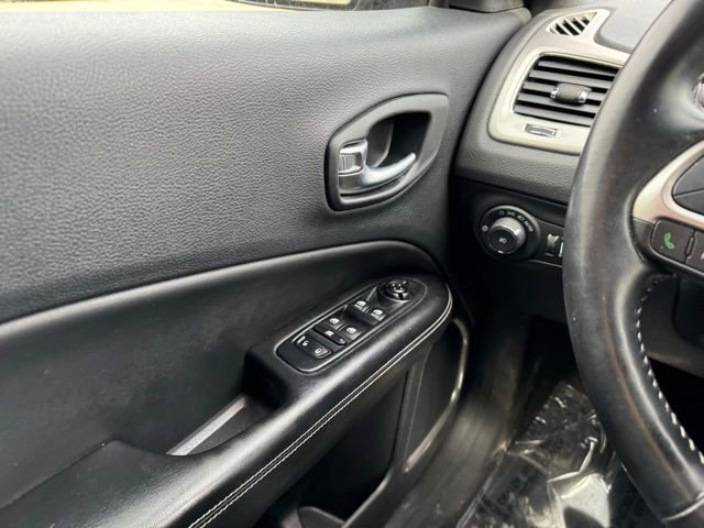 Used 2021 Jeep Compass 80th Special Edition image 30