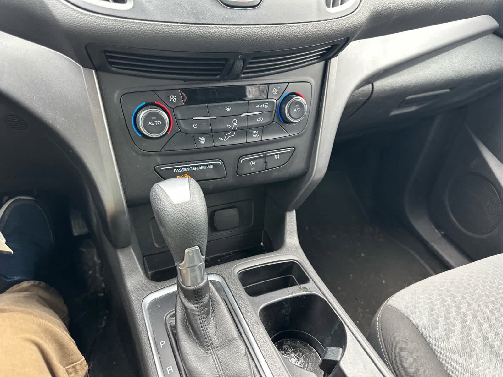 Used 2017 Ford Escape SE AWD/4WD image 12