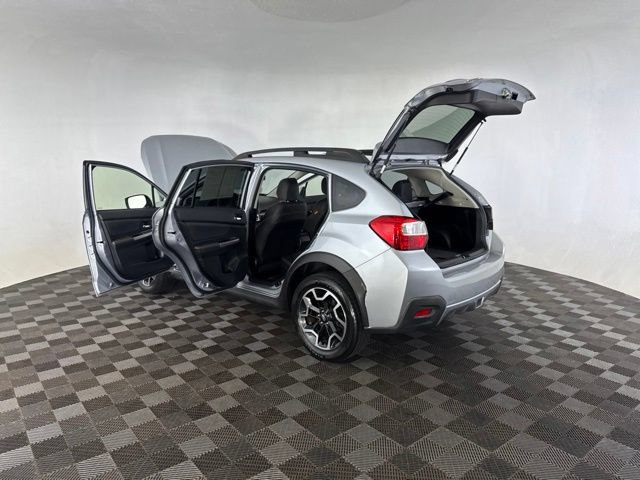 Used 2017 Subaru Crosstrek 2.0i Limited AWD/4WD image 16