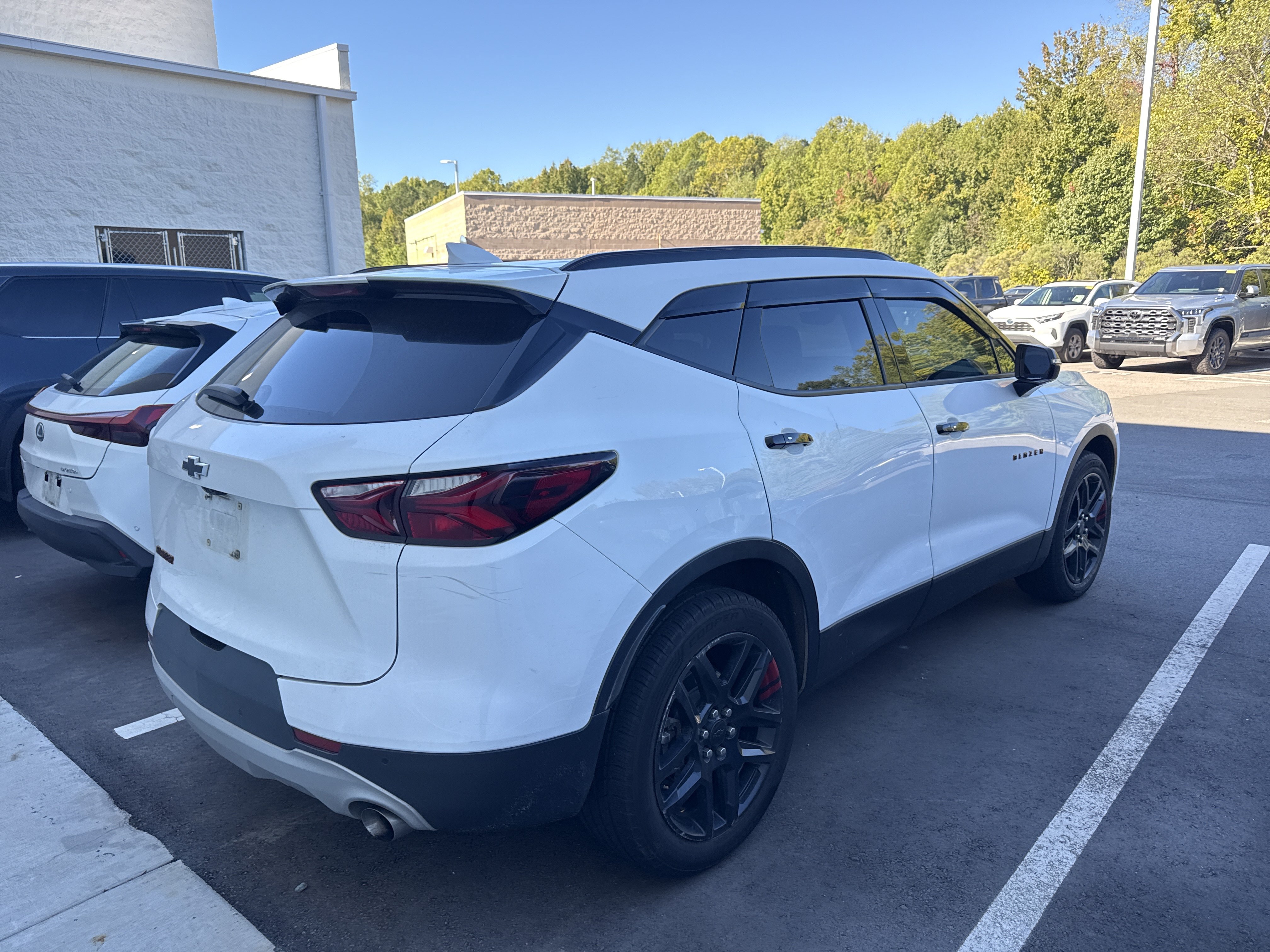 Used 2021 Chevrolet Blazer LT w/ Redline Edition FWD image 6