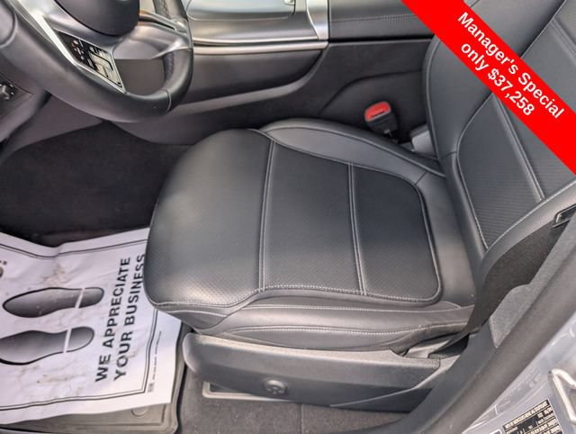 Used 2024 Mercedes-Benz GLC 300 4MATIC image 21