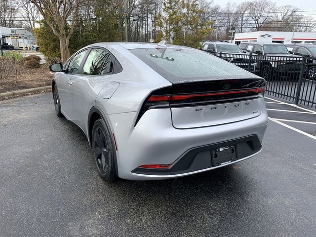 Used 2023 Toyota Prius LE image 6