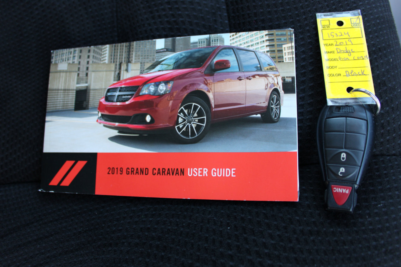 Used 2019 Dodge Grand Caravan SE image 40