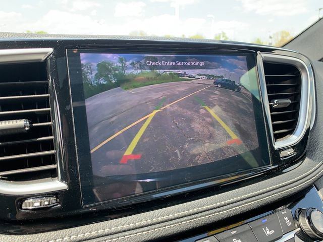 Used 2025 Chrysler Pacifica Limited FWD image 23