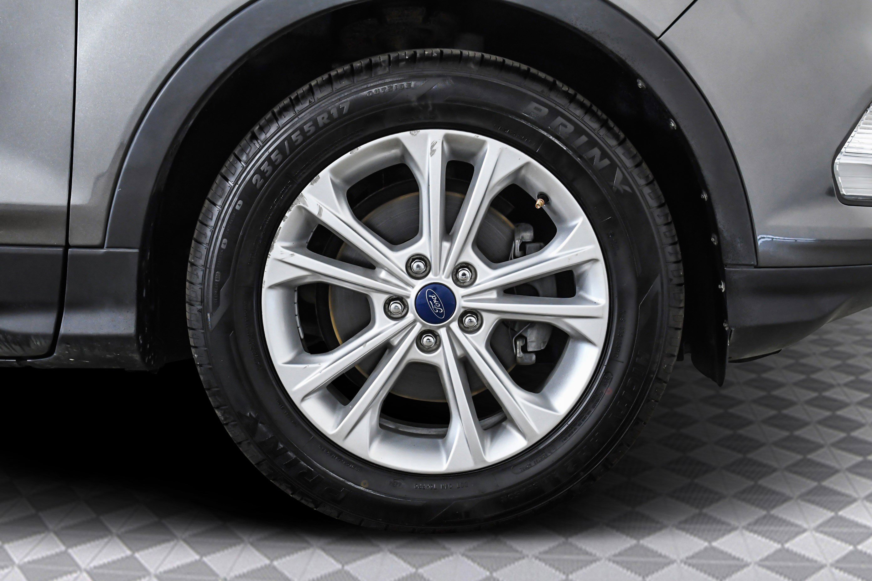 Used 2017 Ford Escape SE image 30