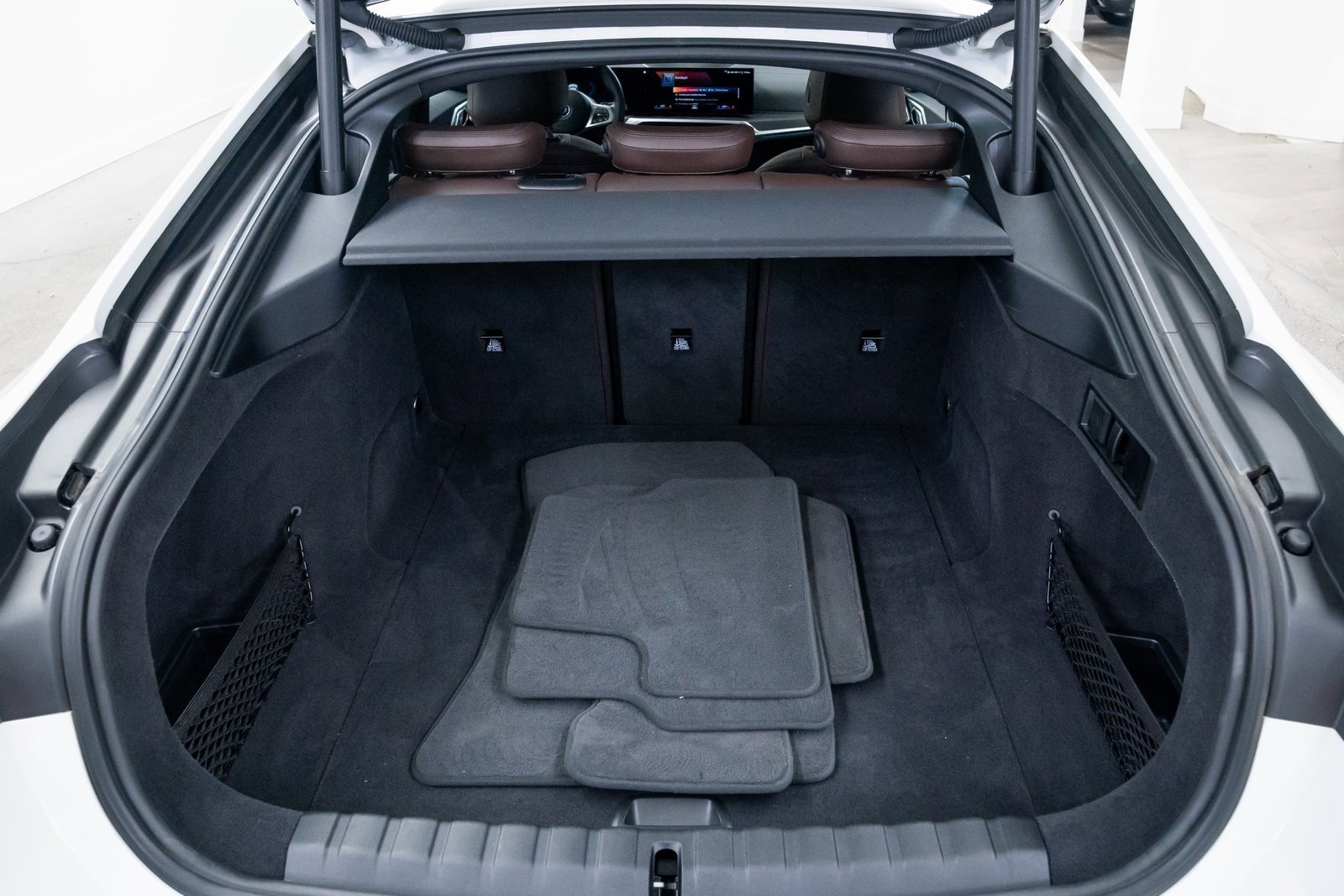 Used 2023 BMW i4 M50 image 8