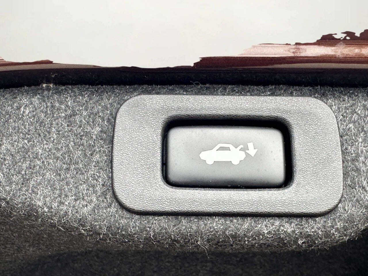 Used 2016 Lexus ES 300h w/ Luxury Package w/Wood Trim FWD image 44