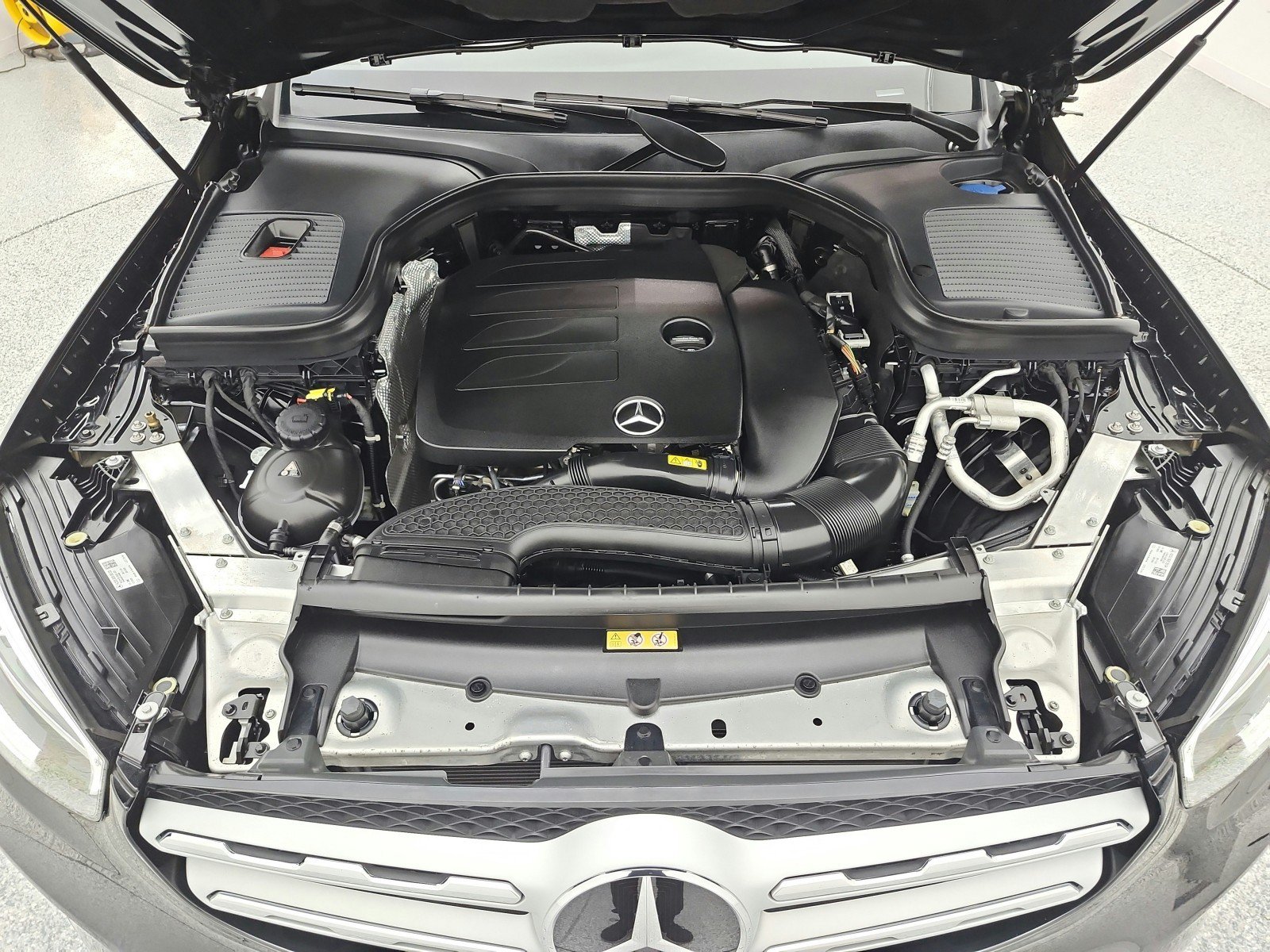 Used 2022 Mercedes-Benz GLC 300 image 16