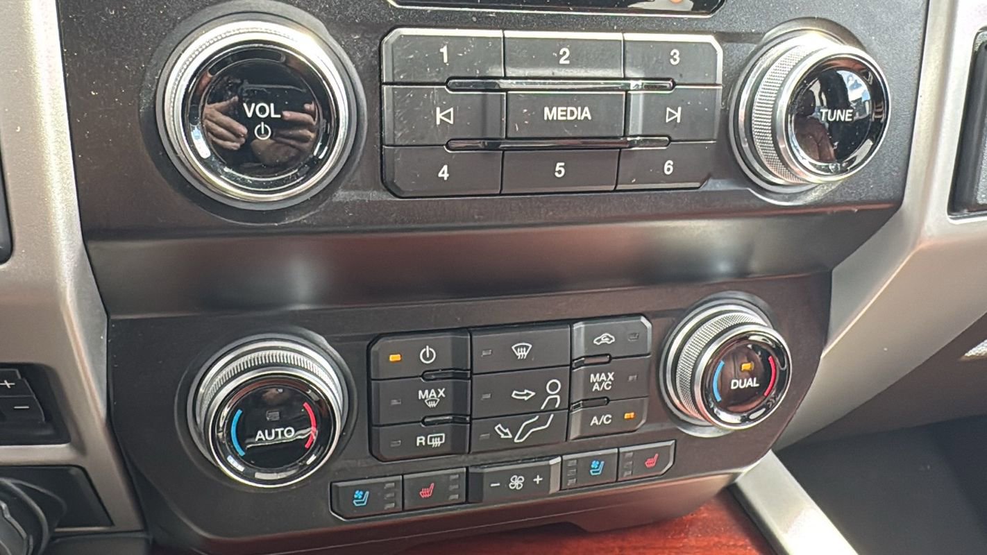 Used 2021 Ford F250 King Ranch w/ King Ranch Ultimate Package AWD/4WD image 35