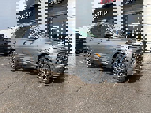 New 2026 Buick Encore GX Avenir image 2