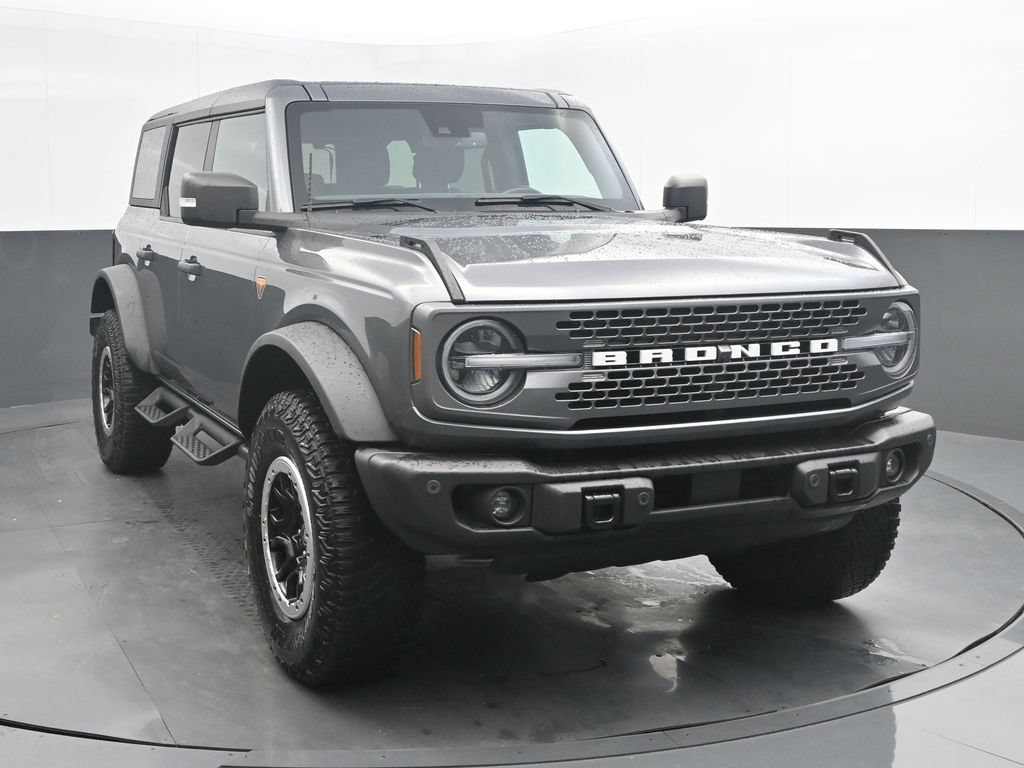 Used 2023 Ford Bronco Badlands w/ Sasquatch Package AWD/4WD image 1