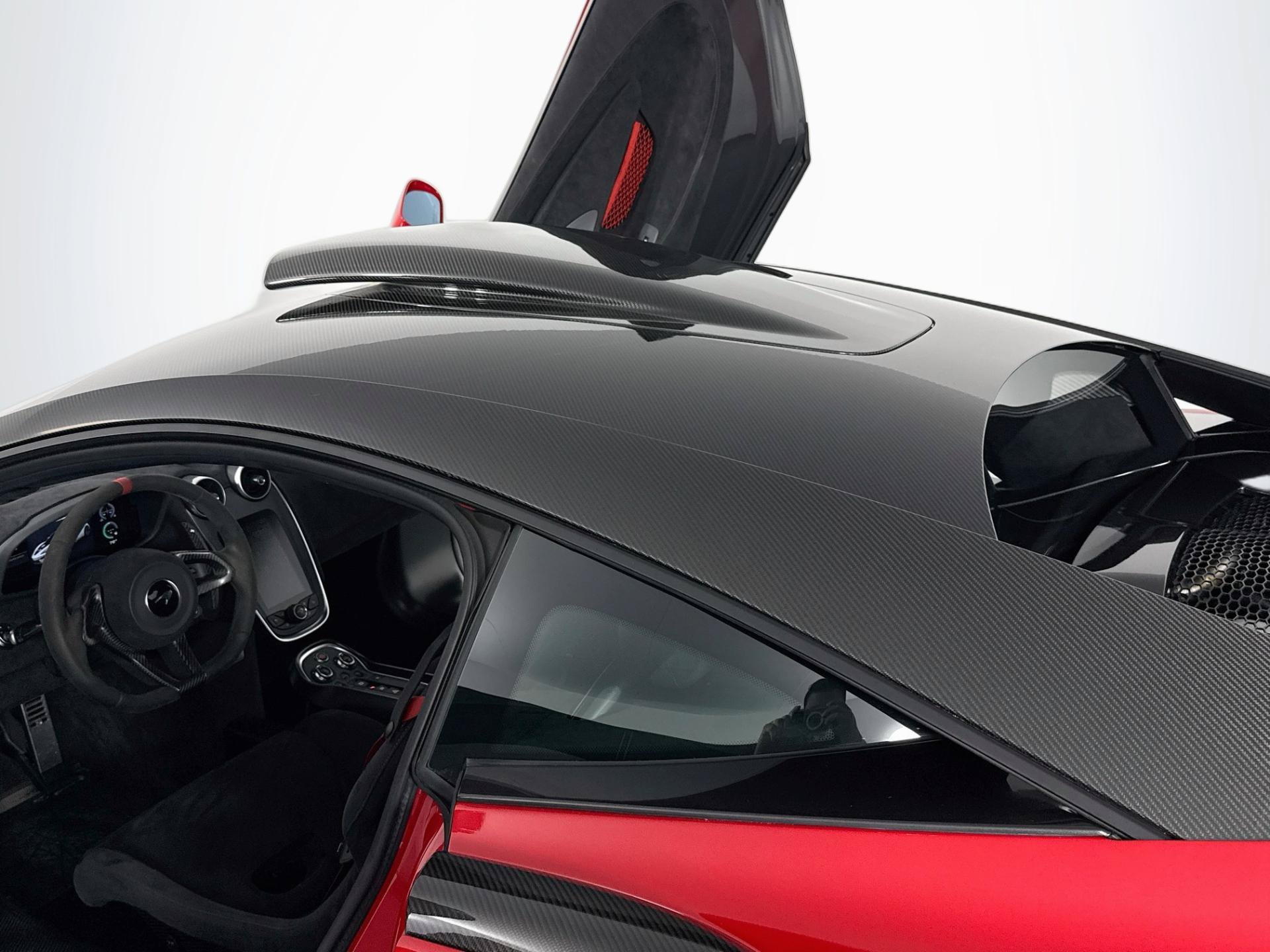 Used 2020 McLaren 620R RWD image 52