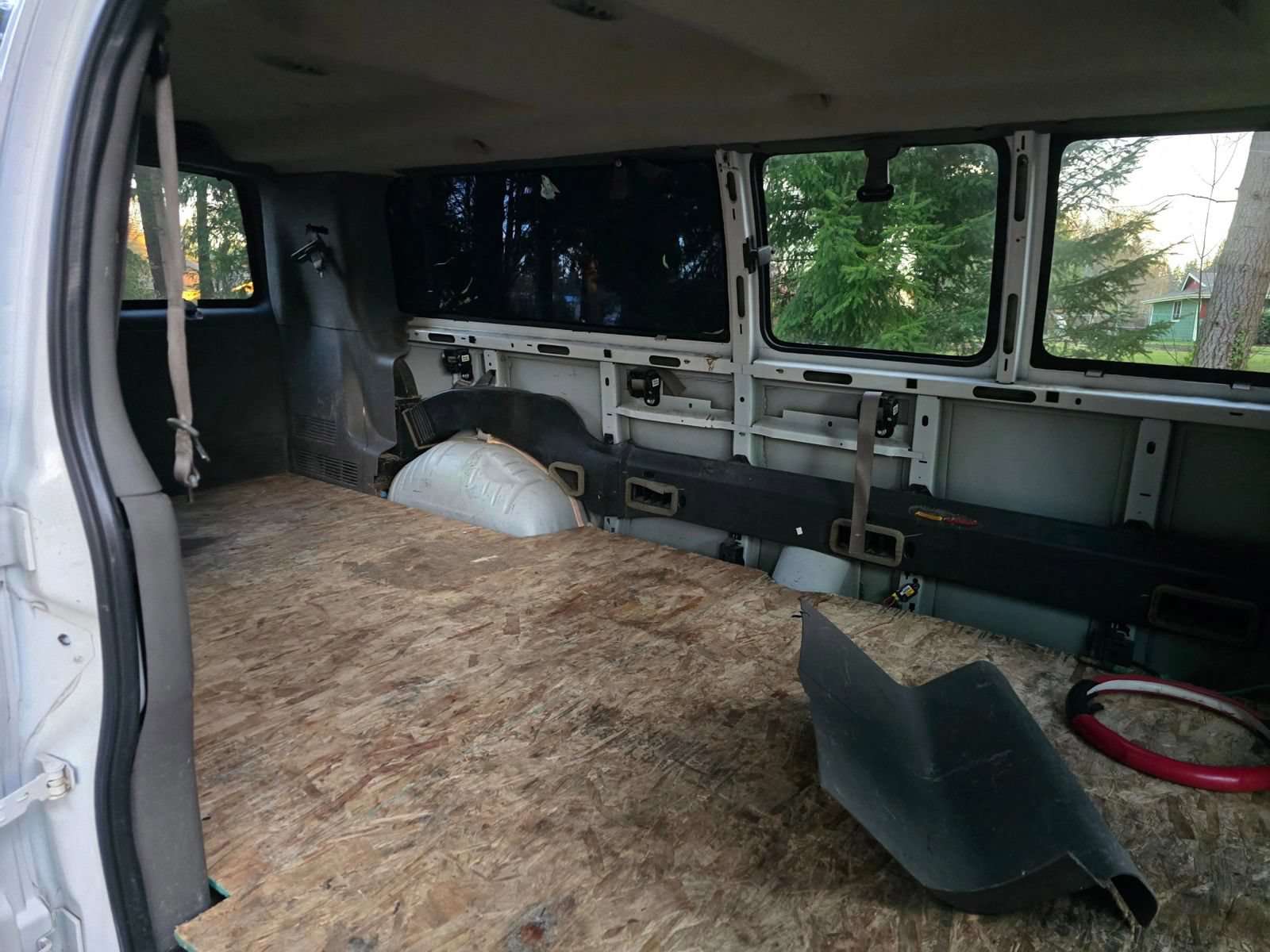 Used 2015 Chevrolet Express 3500 LT w/ LT Preferred Equipment Group RWD image 17
