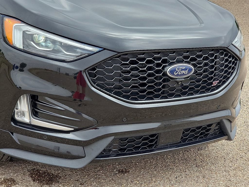 Used 2022 Ford Edge ST w/ Equipment Group 401A AWD/4WD image 9