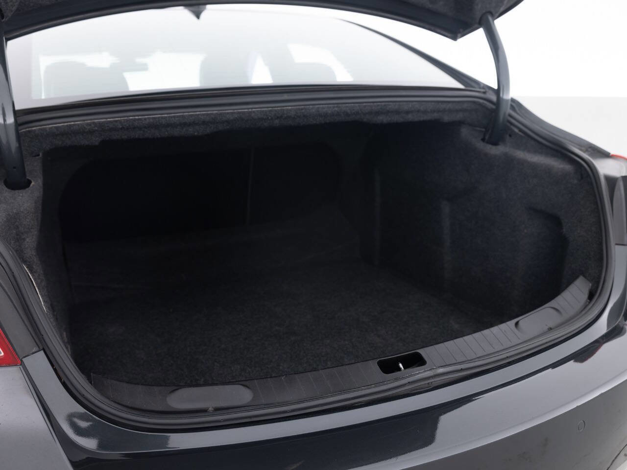 Used 2015 Chevrolet Impala LT w/ Convenience Package image 39