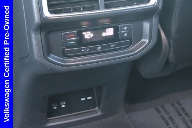 Used 2025 Volkswagen Atlas SE image 27