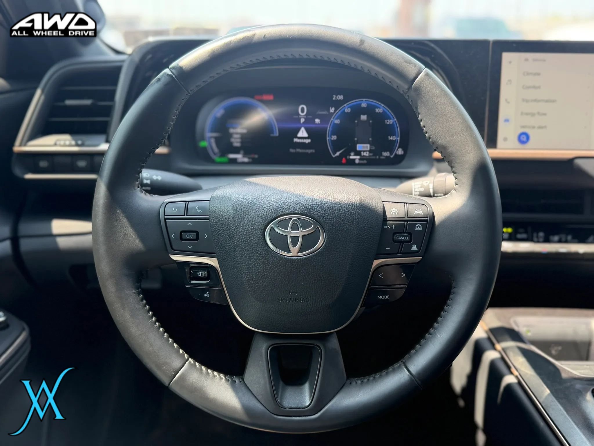 Used 2023 Toyota Crown AWD/4WD image 31