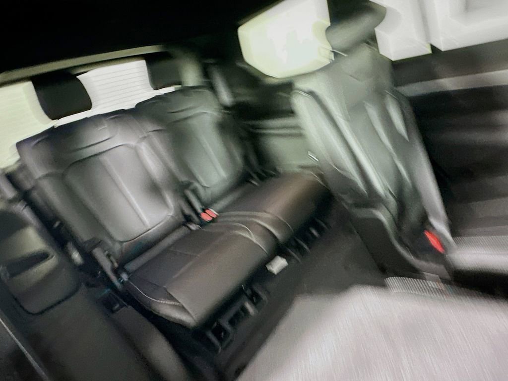 New 2025 Jeep Grand Cherokee L Limited w/ Black Appearance Package image 34