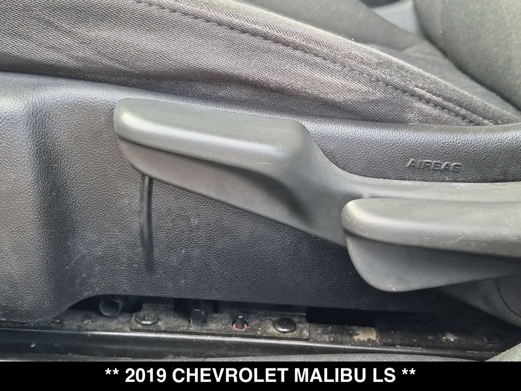 Used 2019 Chevrolet Malibu LS FWD image 18