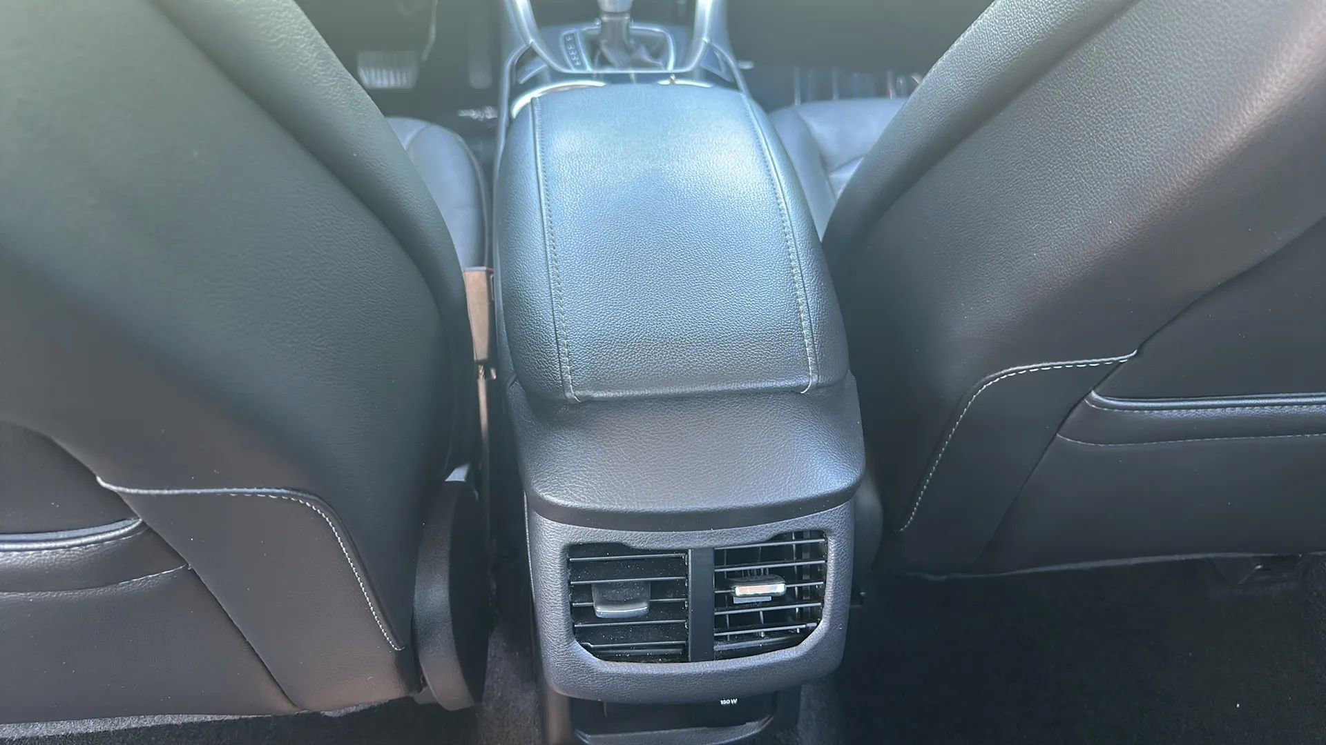 Used 2013 Ford Fusion SE FWD image 29