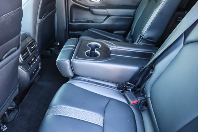 Used 2025 Honda Pilot EX-L image 18