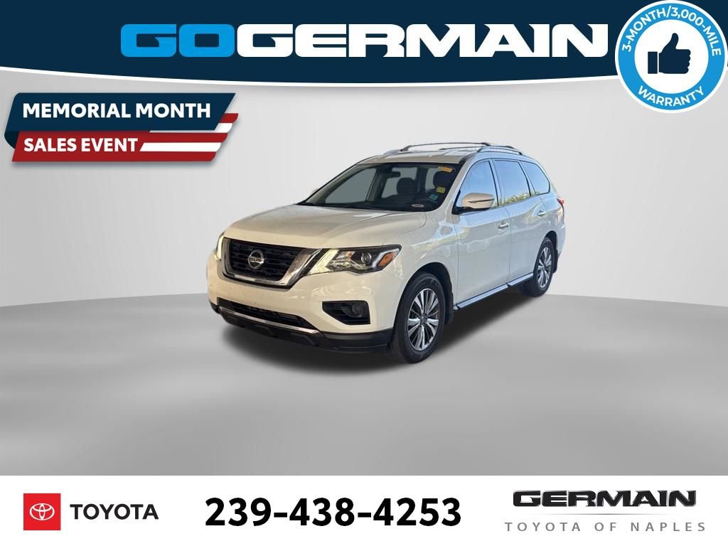 Used 2020 Nissan Pathfinder S FWD image 1