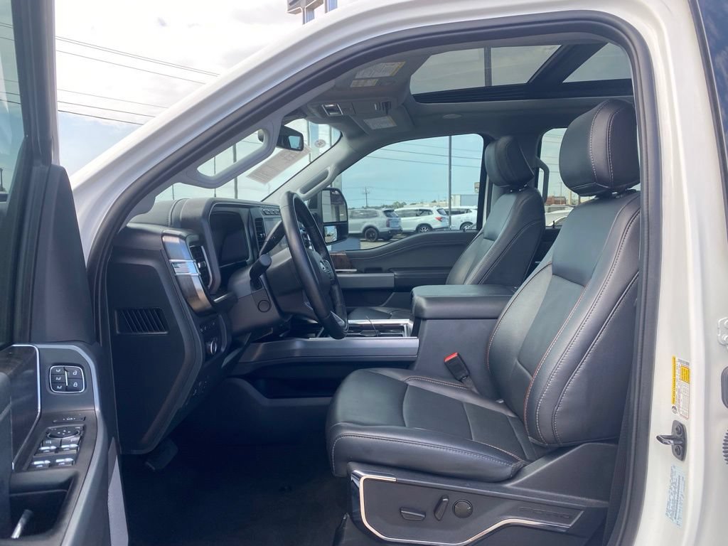 Used 2024 Ford F250 Lariat w/ Lariat Ultimate Package AWD/4WD image 9