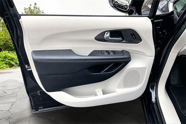 Used 2018 Honda Odyssey EX-L image 22