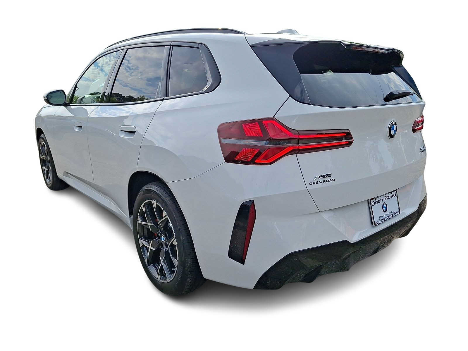 Used 2026 BMW X3 xDrive30i w/ M Sport Package AWD/4WD image 4
