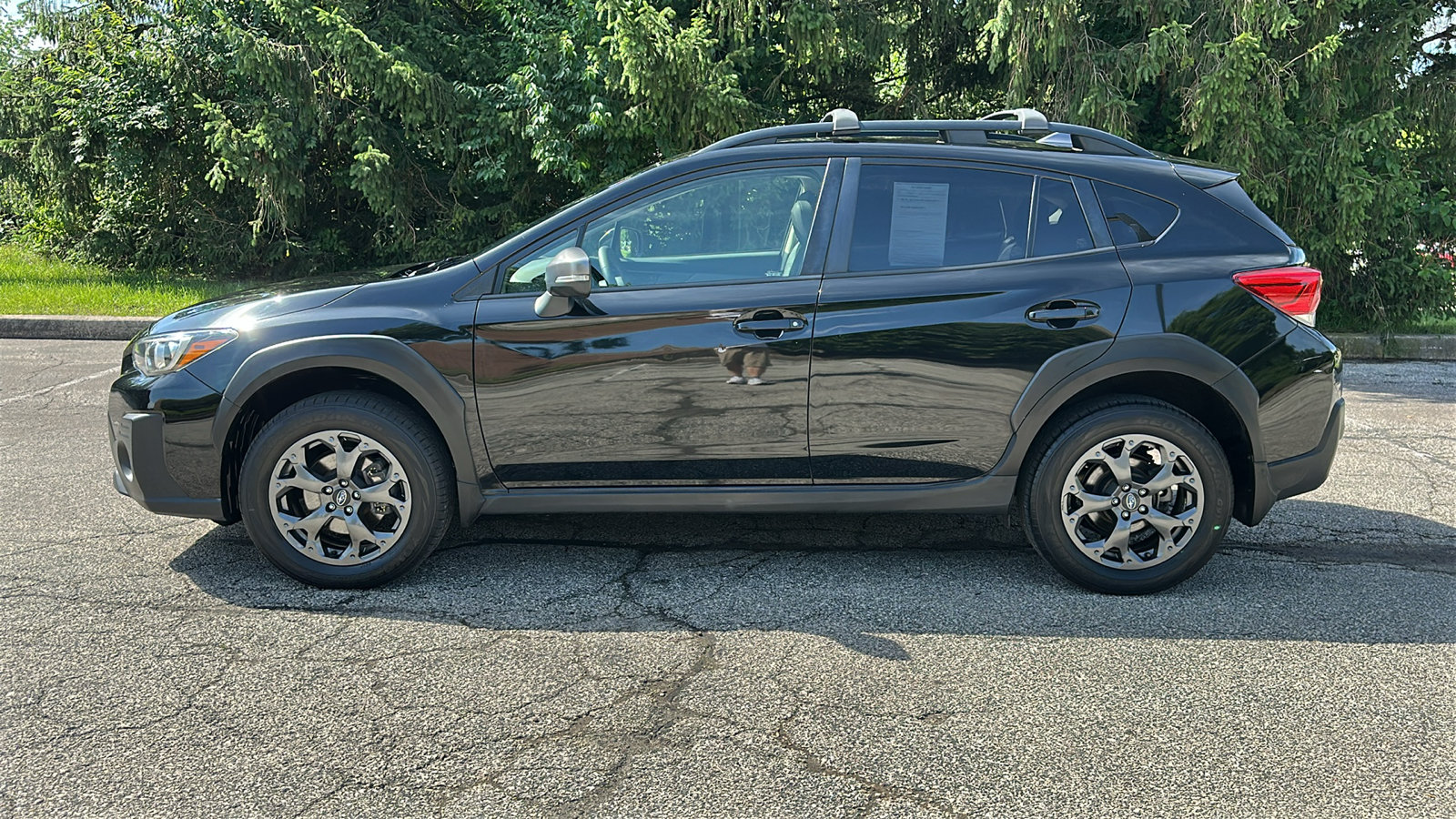 Used 2022 Subaru Crosstrek 2.5i Sport w/ Moonroof Package AWD/4WD image 28