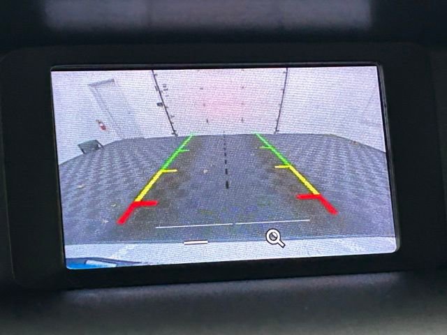 Used 2016 Ford Focus SE w/ SE Power Seat Package image 4