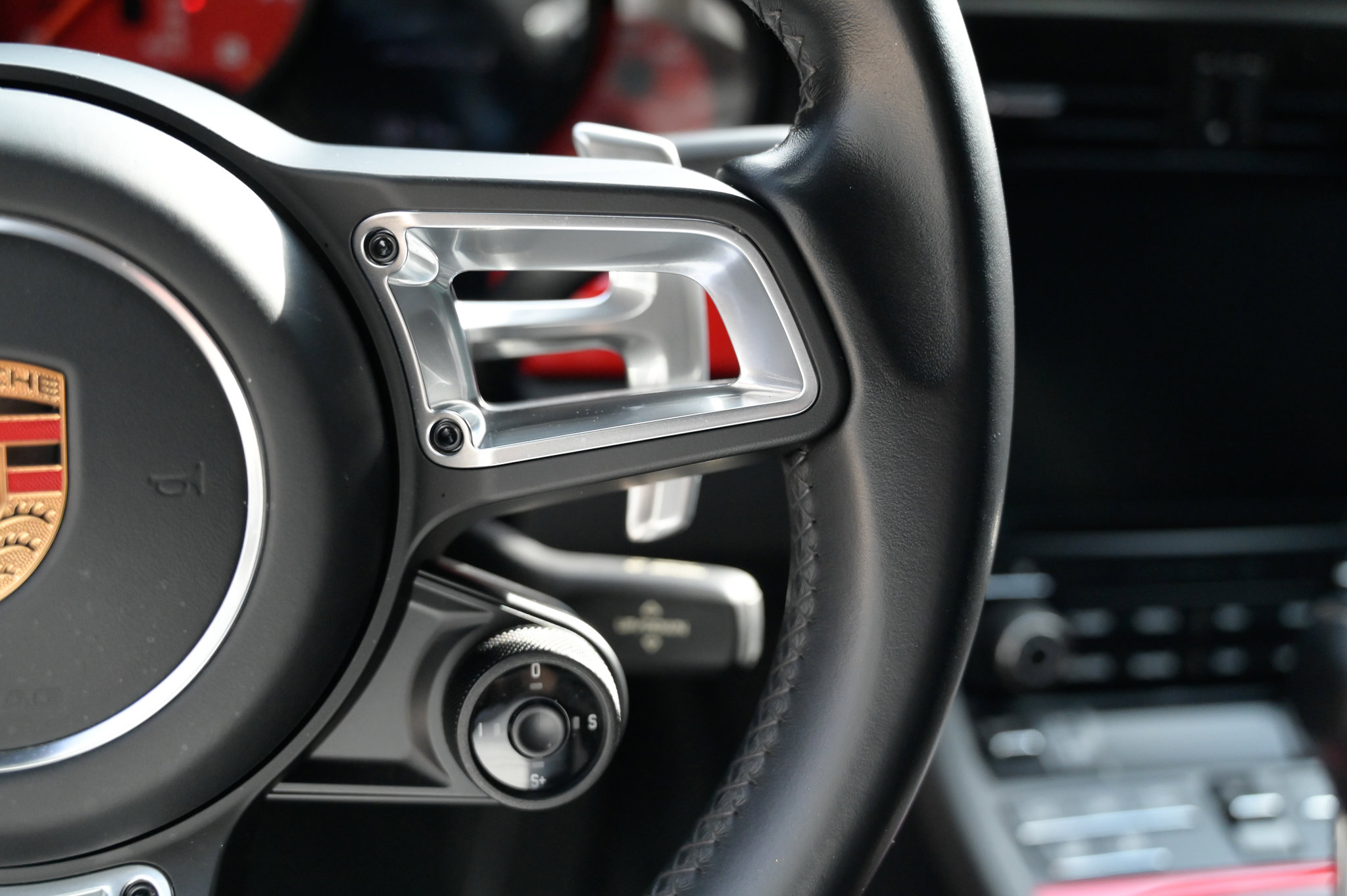 Used 2018 Porsche 911 Carrera S image 25