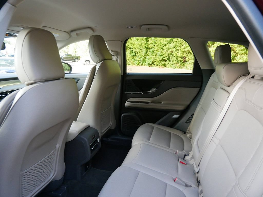 Used 2021 Lincoln Corsair AWD w/ Equipment Group 101A image 11