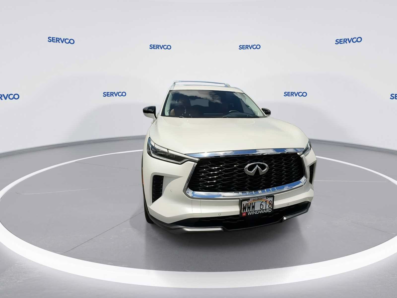 Used 2023 INFINITI QX60 Sensory w/ Vision Package AWD/4WD image 3
