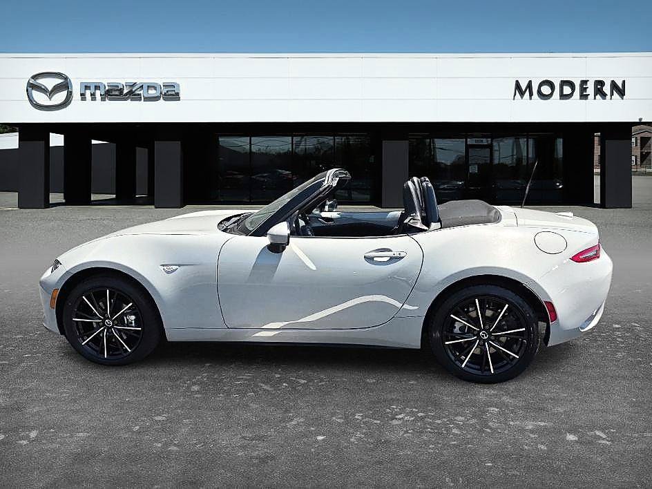 New 2026 MAZDA MX-5 Miata Grand Touring RWD image 37