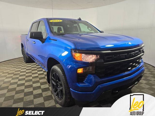 Used 2023 Chevrolet Silverado 1500 Custom w/ LPO, Dark Essentials Package AWD/4WD image 4