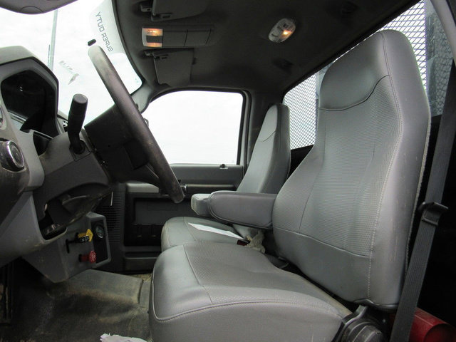 Used 2022 Ford F750 2WD Regular Cab Super Duty image 23