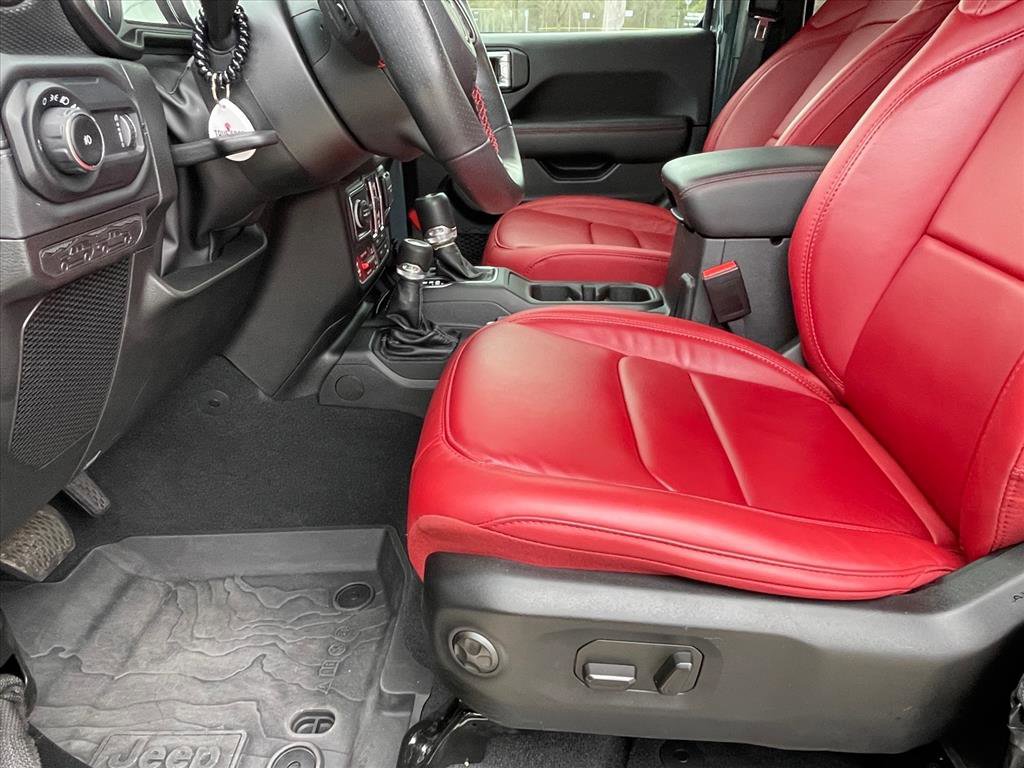 Used 2024 Jeep Wrangler Unlimited Rubicon 392 AWD/4WD image 21