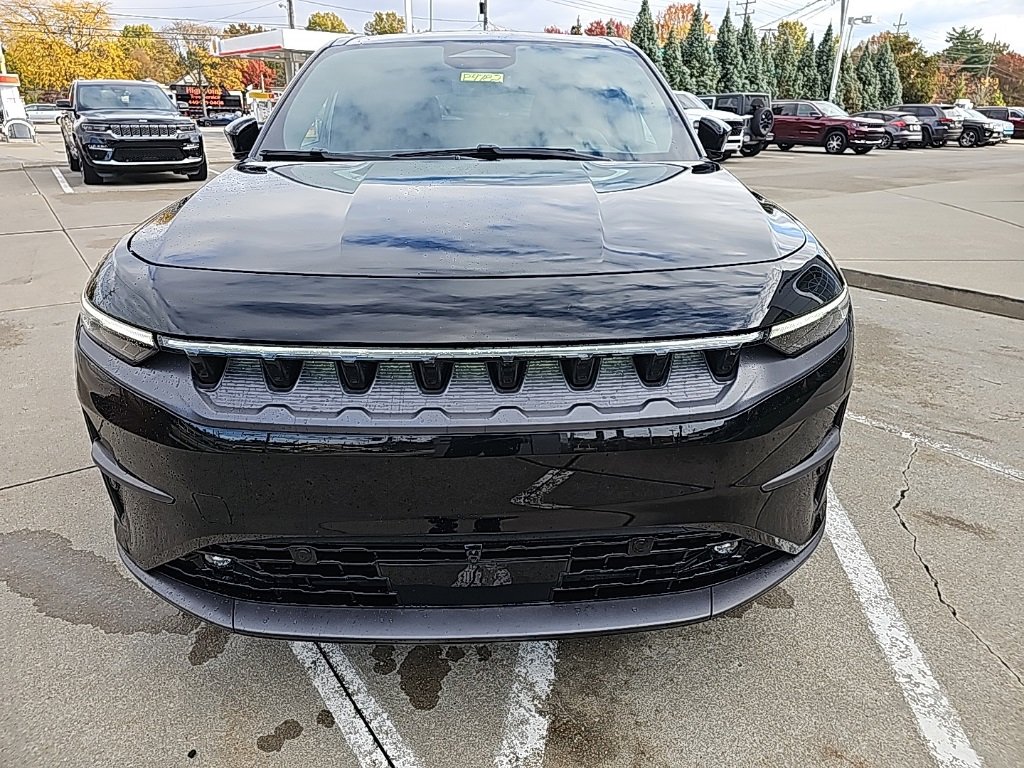 Used 2024 Jeep Wagoneer Launch Edition image 6