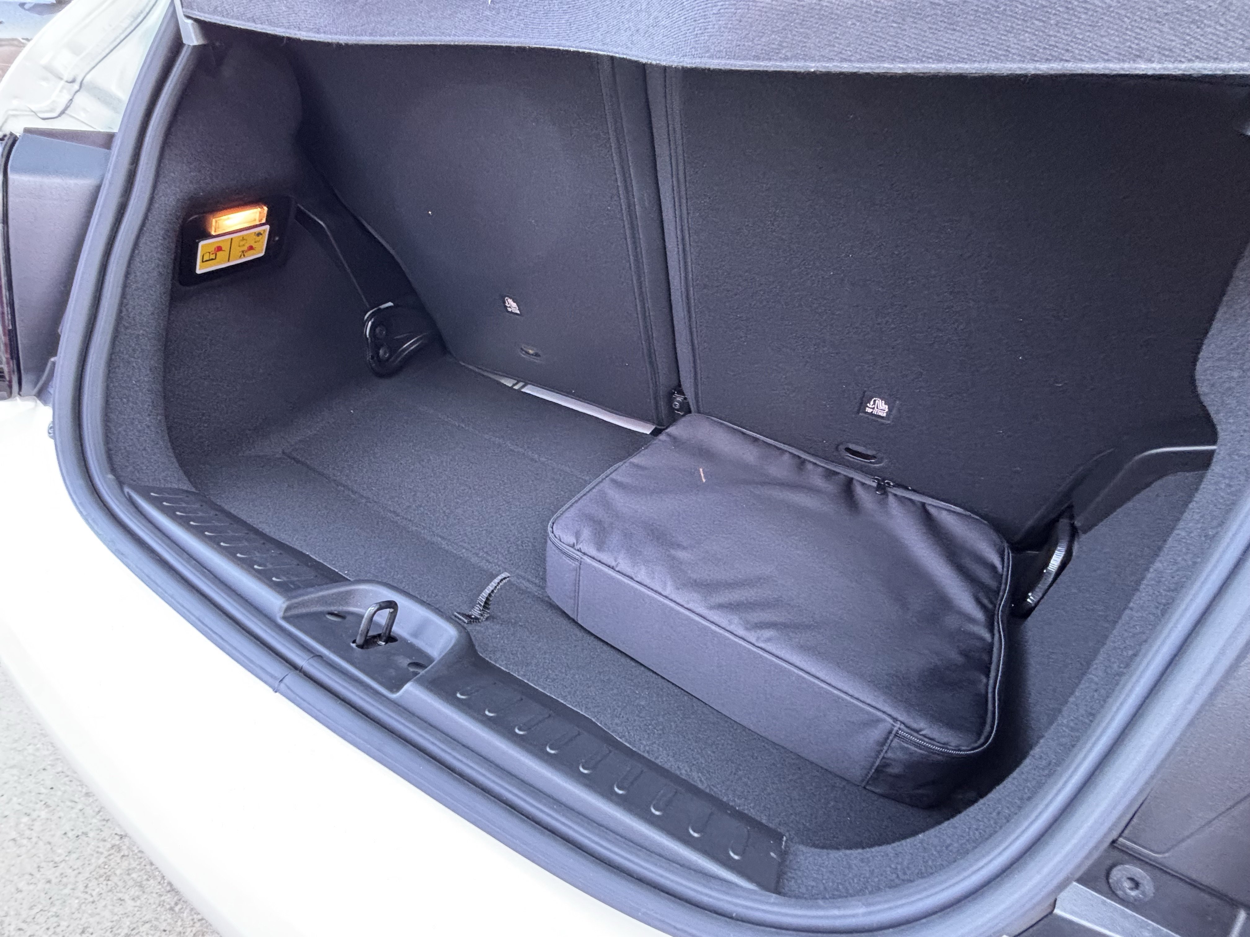 New 2026 FIAT 500 e w/ Comfort Group FWD image 39