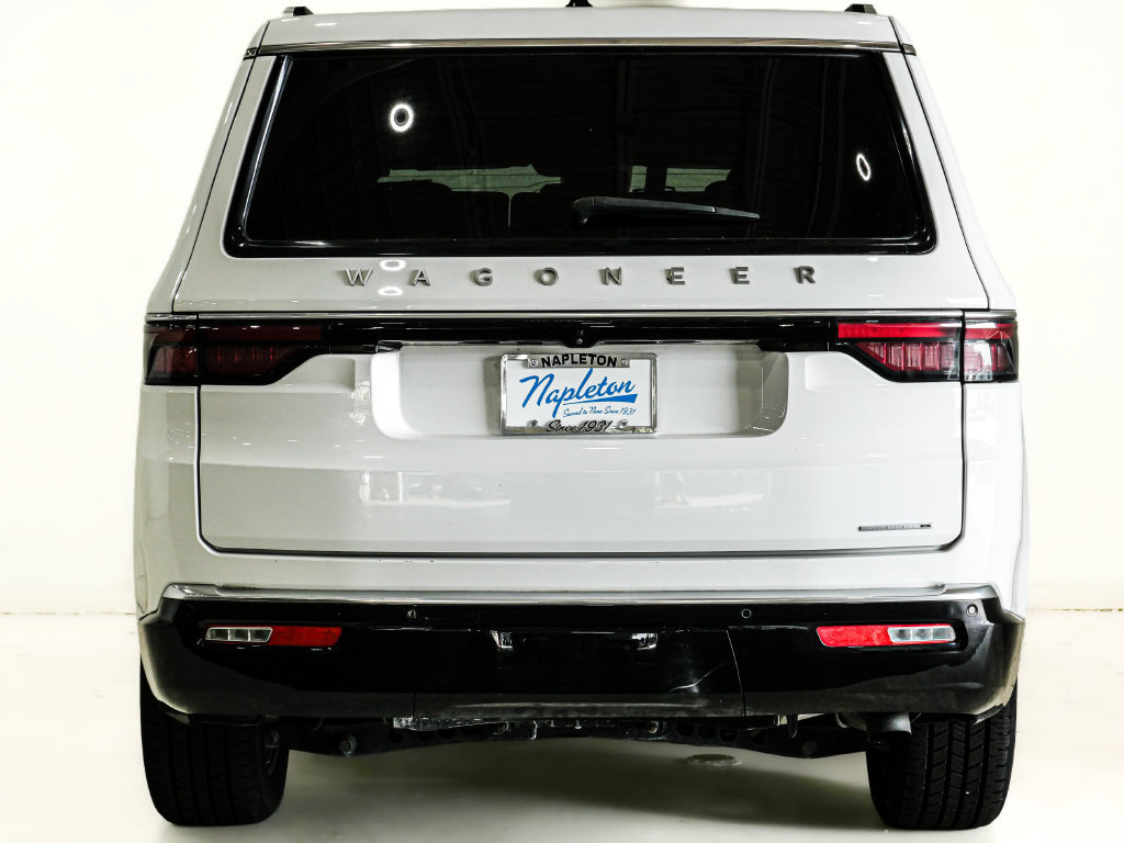 Certified 2024 Jeep Wagoneer Series II AWD/4WD image 6