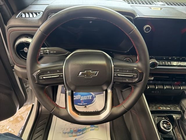 Used 2024 Chevrolet Colorado Z71 w/ Z71 Convenience Package 2 AWD/4WD image 15