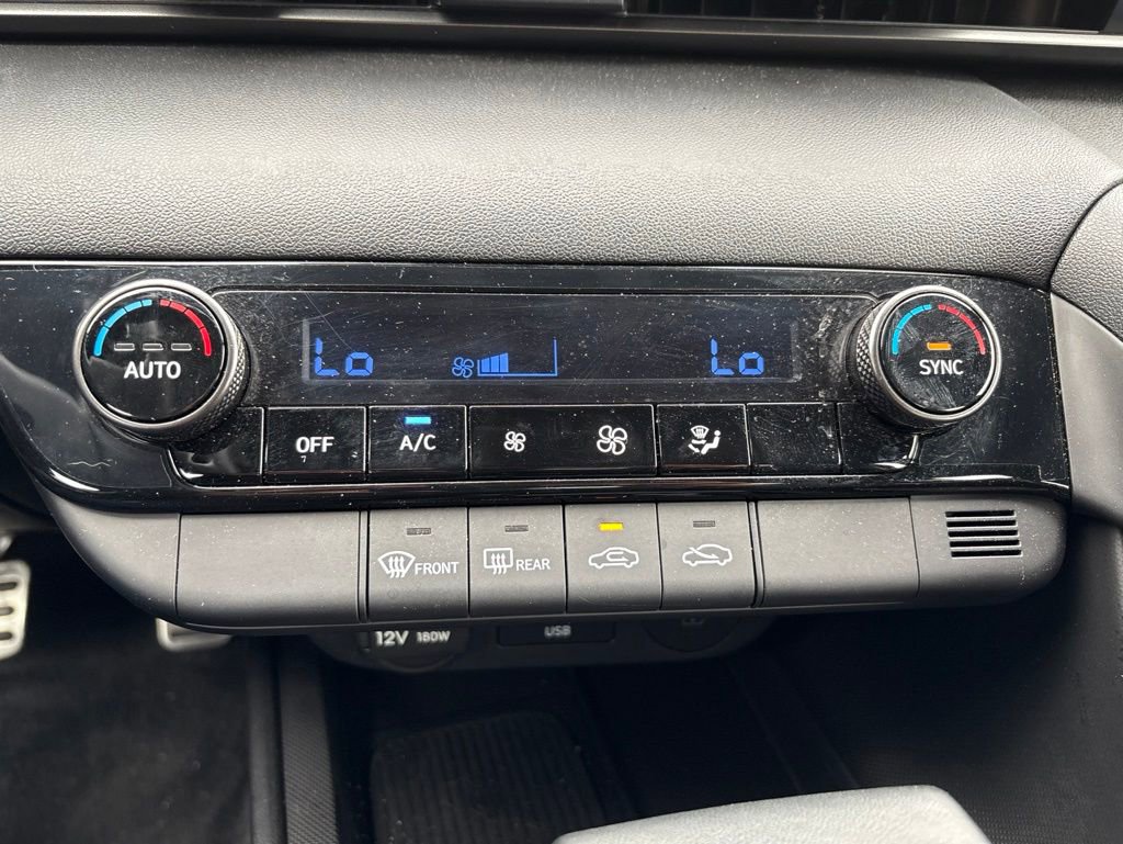 Certified 2025 Hyundai Elantra Sport FWD image 22