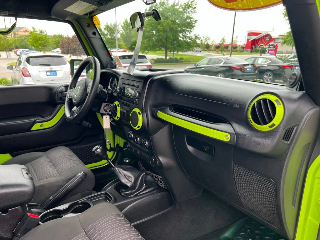 Used 2012 Jeep Wrangler Sport AWD/4WD image 21
