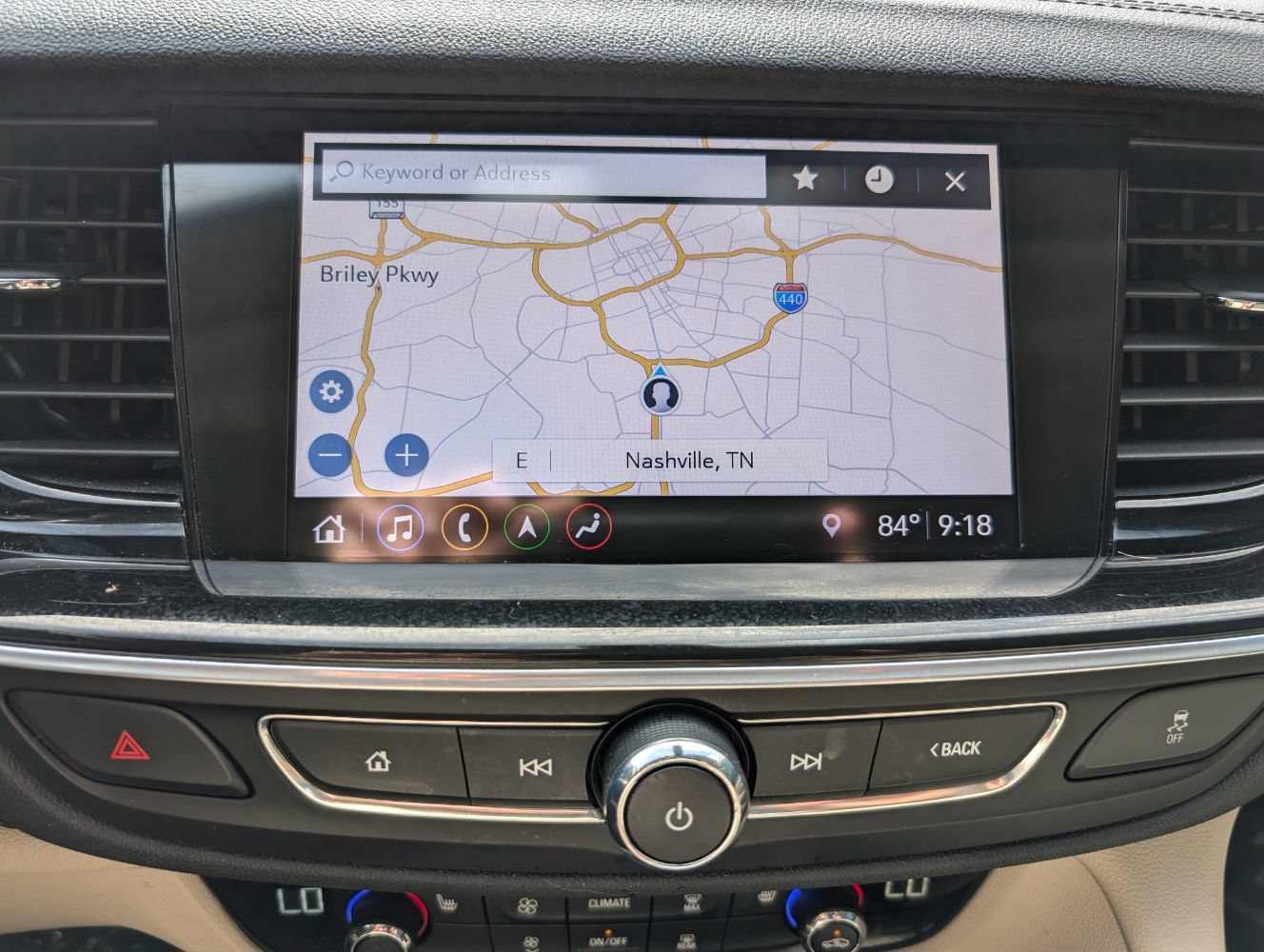 Used 2019 Buick Regal Essence w/ Driver Confidence Package I FWD image 24