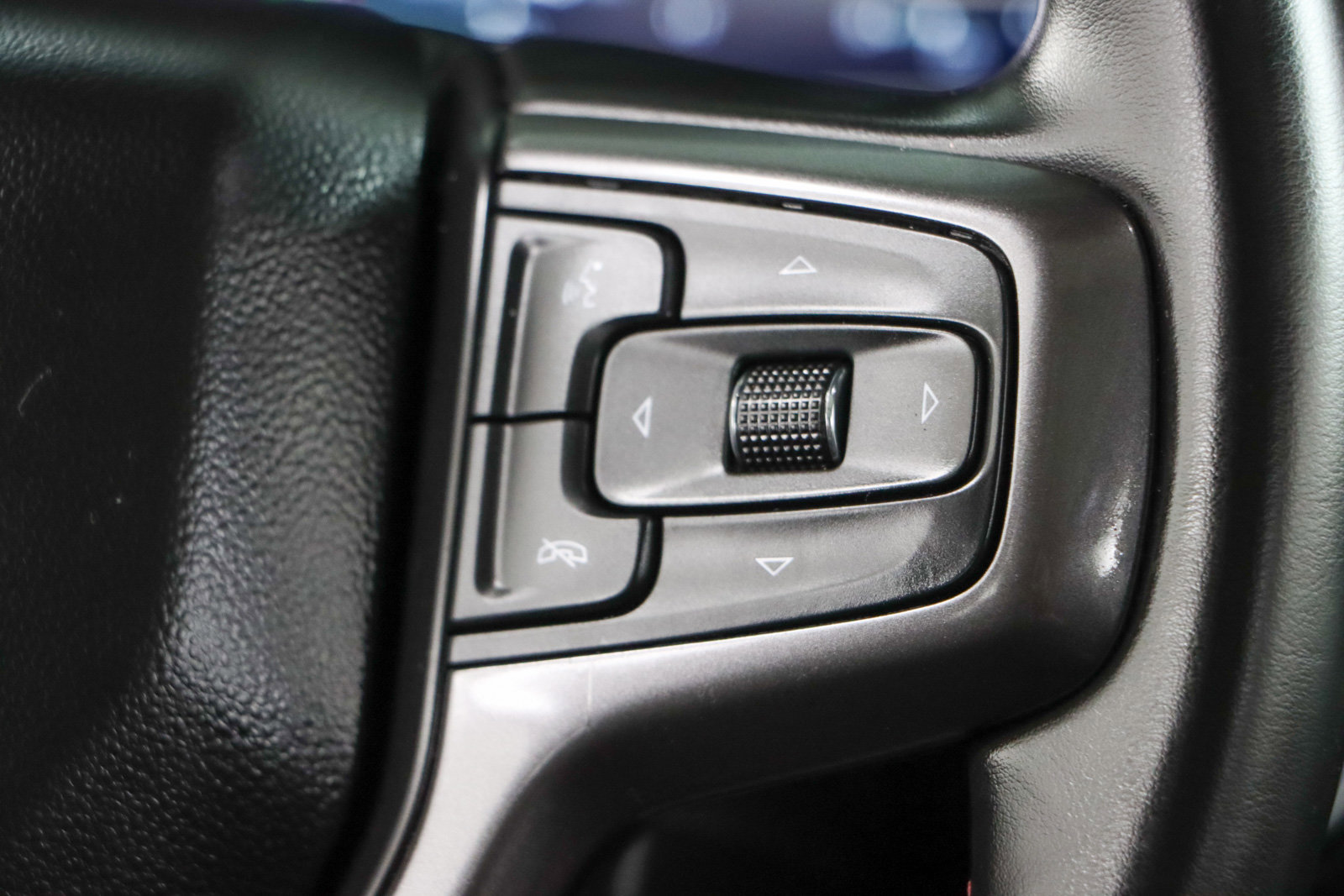 Used 2024 Chevrolet Tahoe RST w/ Luxury Package RWD image 15