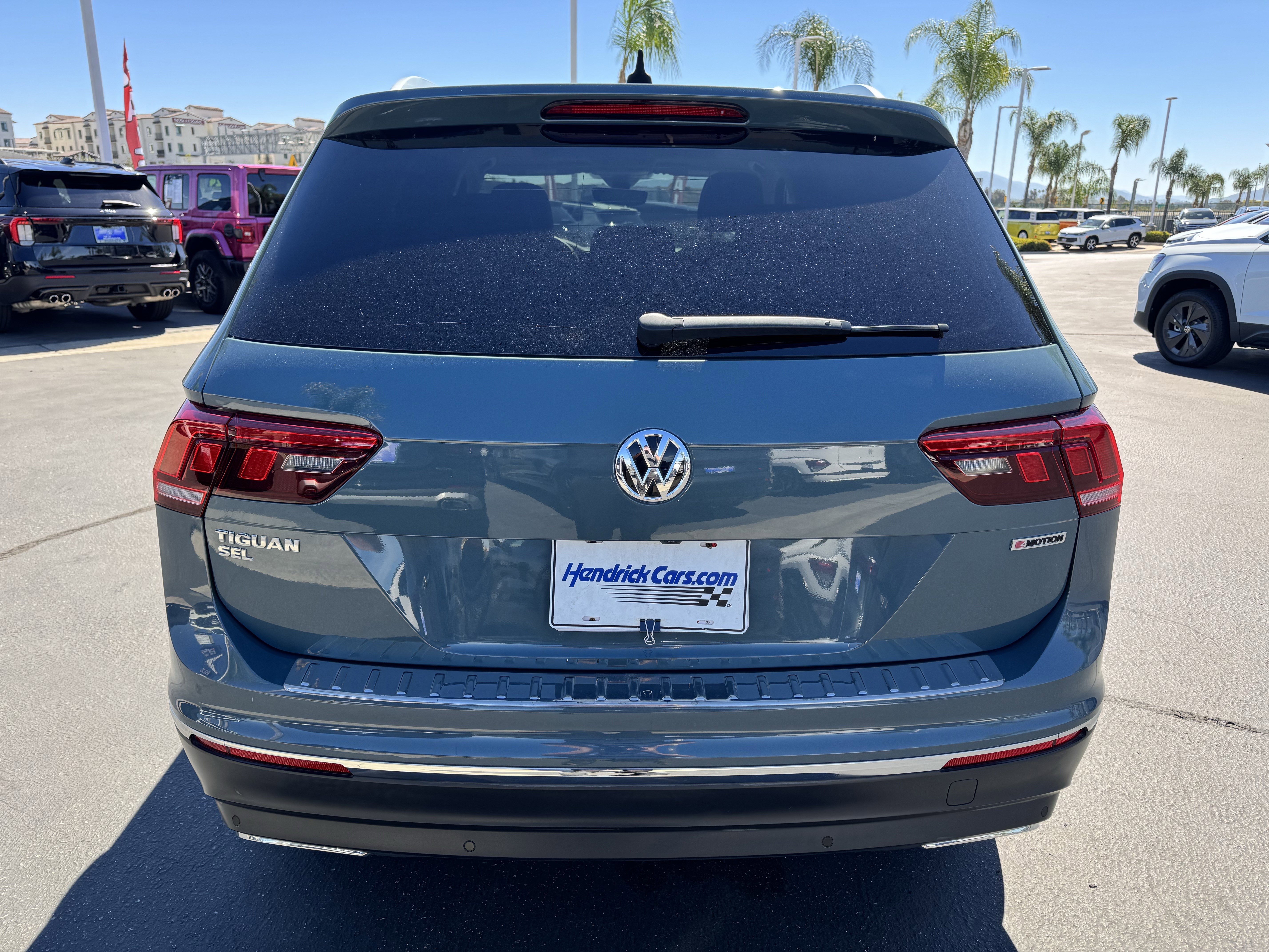 Used 2020 Volkswagen Tiguan SEL image 9