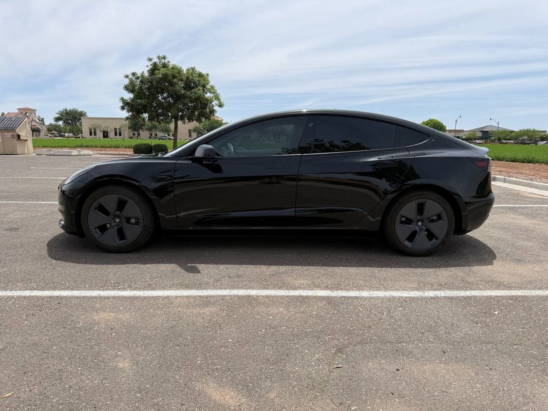 Used 2023 Tesla Model 3 Standard Range RWD image 4