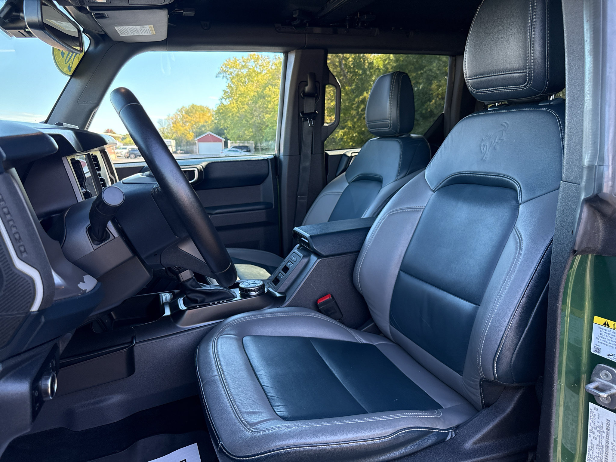 Used 2023 Ford Bronco Outer Banks w/ Sasquatch Package AWD/4WD image 35