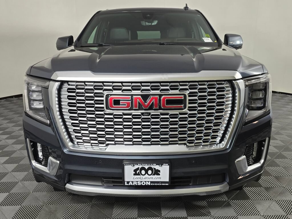 Used 2021 GMC Yukon Denali w/ Denali Ultimate Package AWD/4WD image 8